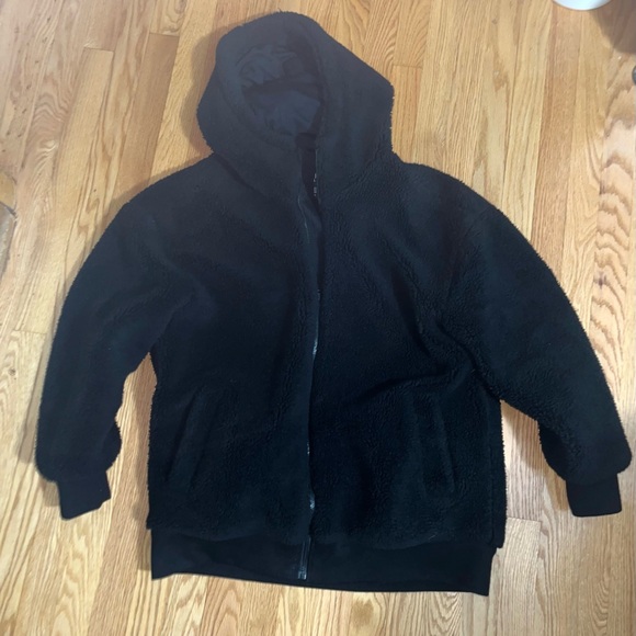 Super Cute GAP Sherpa Jacket - Picture 2 of 5